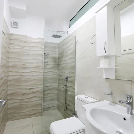Guest house Enxhi