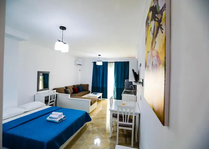 Enxhi Pensionat 3*