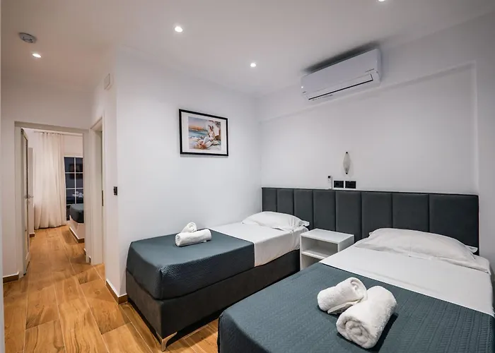 Enxhi 3* Ksamil