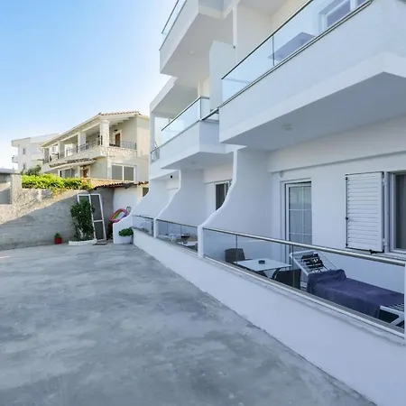 Enxhi Guest house Ksamil