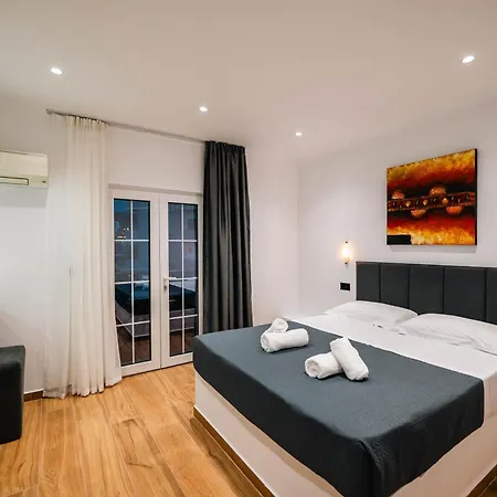 Enxhi Guest house Ksamil