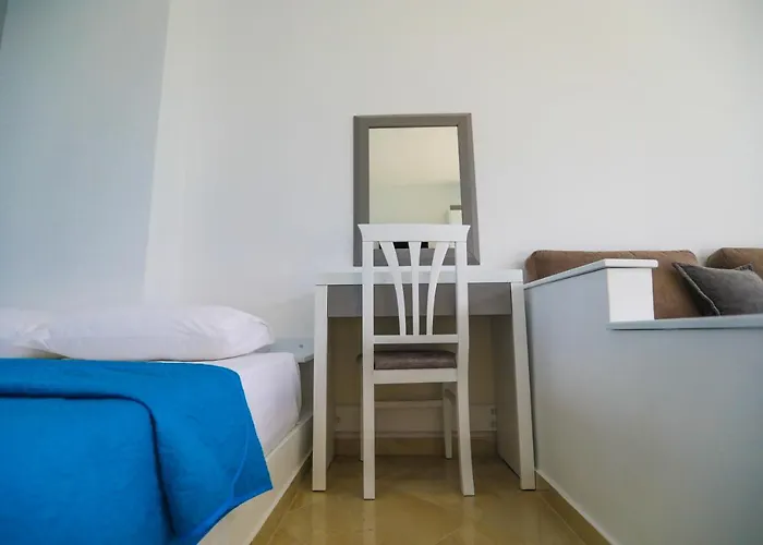 ゲストハウス Enxhi