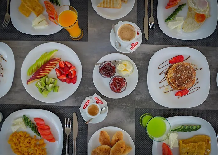 Enxhi ゲストハウス 3*